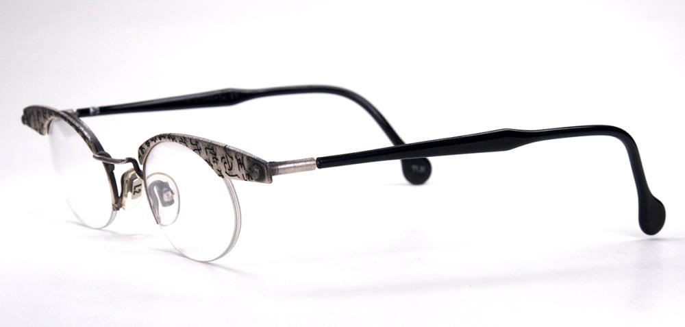 TLH L2 eyewear Vintagebrille Damenbrille N 515 aus den Neunzigern. Hand made Germany