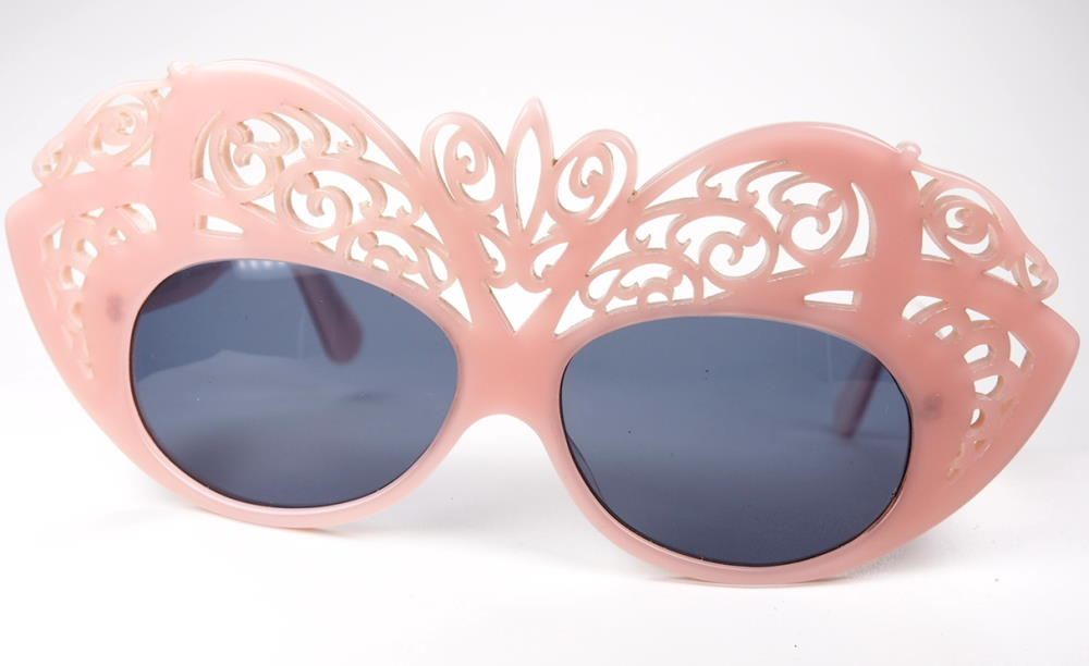 Maskenbrille, Schmetterlings Brille für Film und Theater direkt aus dem Brillenmuseum