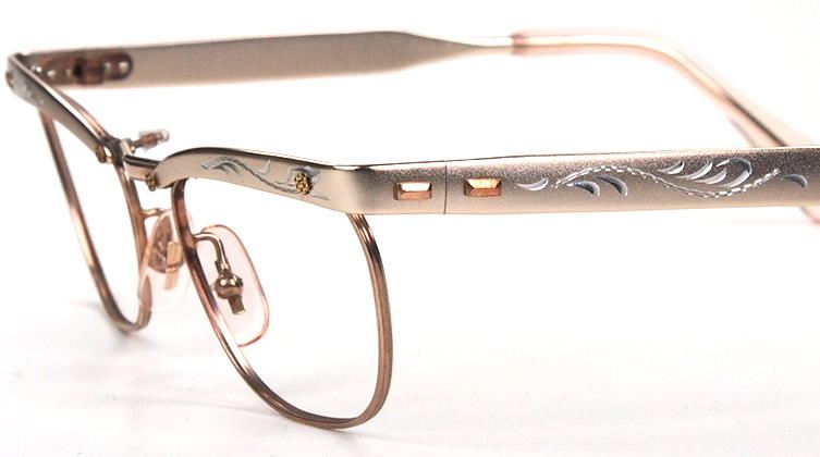 Vintagbrille der 50er Jahre, Oberbalken aus Aluminium
