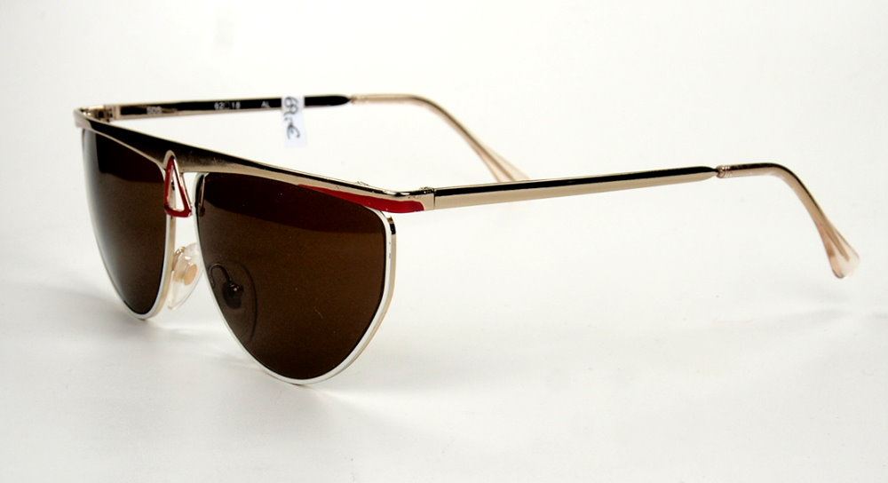 Sonnenbrille TrueVintage leichtes Gestell aus den 90er Jahren mit Sonnengläsern