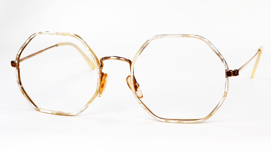 Achteckige Vintagebrille aus den 80er Jahren