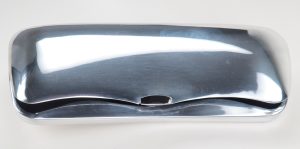 Kleines Brillenetui aus Aluminium in glänzend
