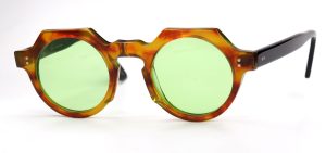 Lesca Lunettes Buzz Pantorund in havanna mit hellgrünen Gläsern