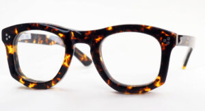 Vintagebrille der 80er Jahre, in dunkelhavanna